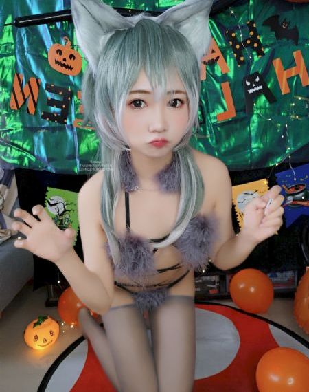 欧美服装走秀图片_国产精品视频
