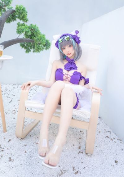 日韩色情美腿丝袜巨乳_HD免费观看视频